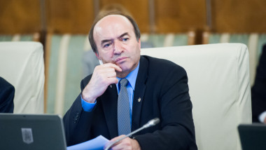 Tudorel Toader: Alianța de guvernare se va reconfigura, nu se va rupe