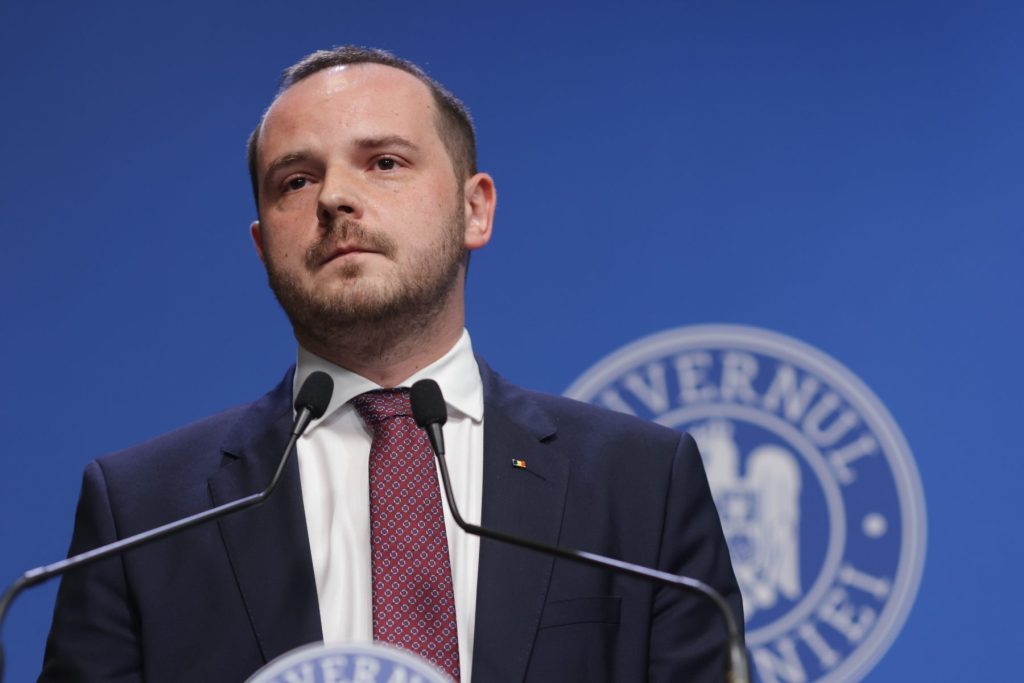 Ministrul Sănătății vrea să ridice restricțiile pentru pacienții cu boli cronice grave