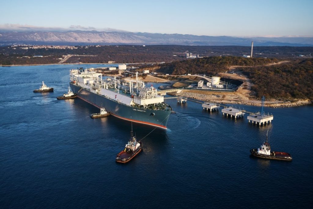 Germania se teme de Coridorul Energetic Vertical, implică România și rivalizează cu Grecia