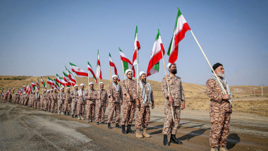 Iran: Puterea se deplasează de la cler la militari, influența Gardei Revoluționare crește