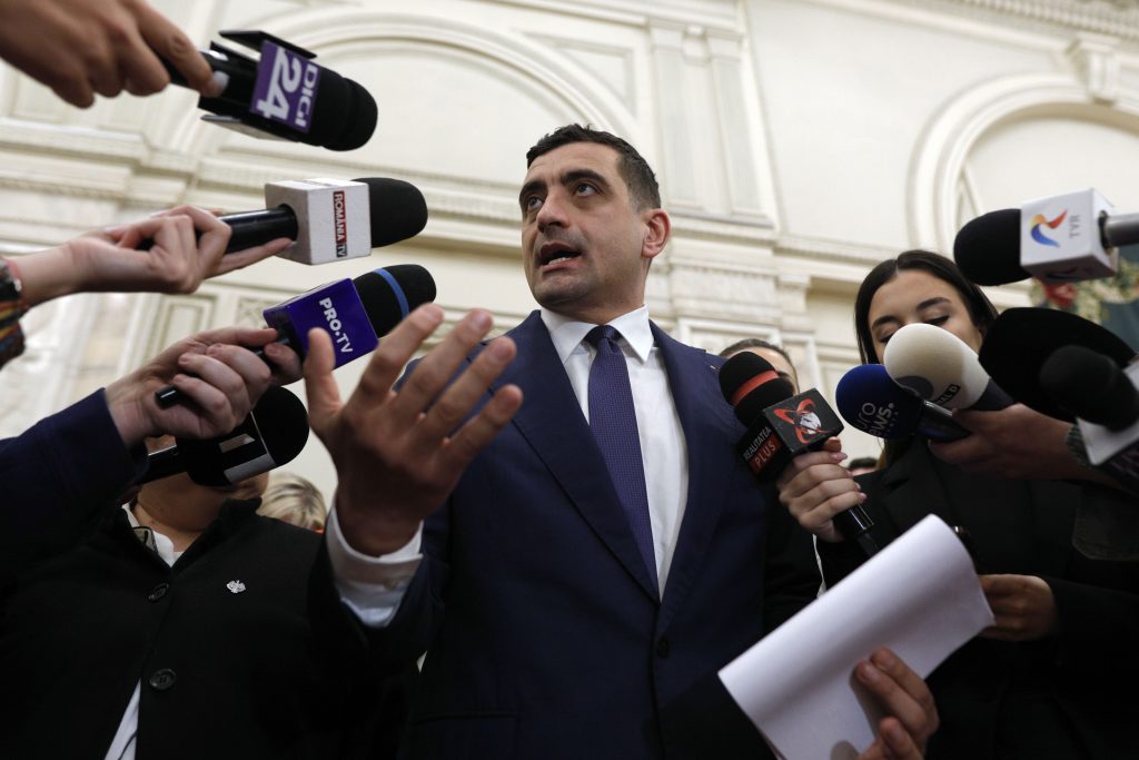 Simion, atac dur la Guvern: Cerem demisia lui Ciucă și Nicușor Dan
