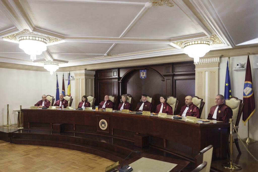 Fost judecător CCR: „Curtea nu dă consultații” pe demisiile miniștrilor PSD