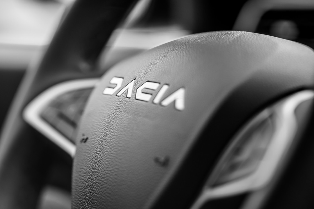 Dacia dezvăluie noul model electric: surprins în teste, sub 18.000 de euro