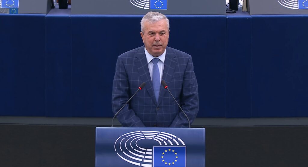 Război politic în România ajunge la Bruxelles: europarlamentar român critică lider european