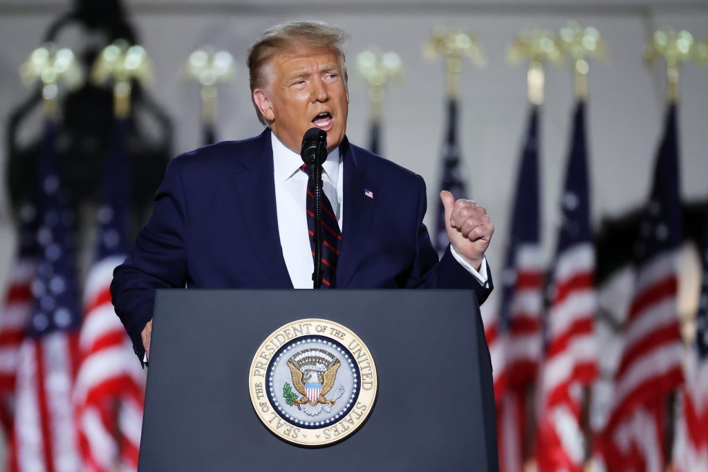 Trump: Iranul, aproape de colaps financiar, avertizează despre Strâmtoarea Ormuz
