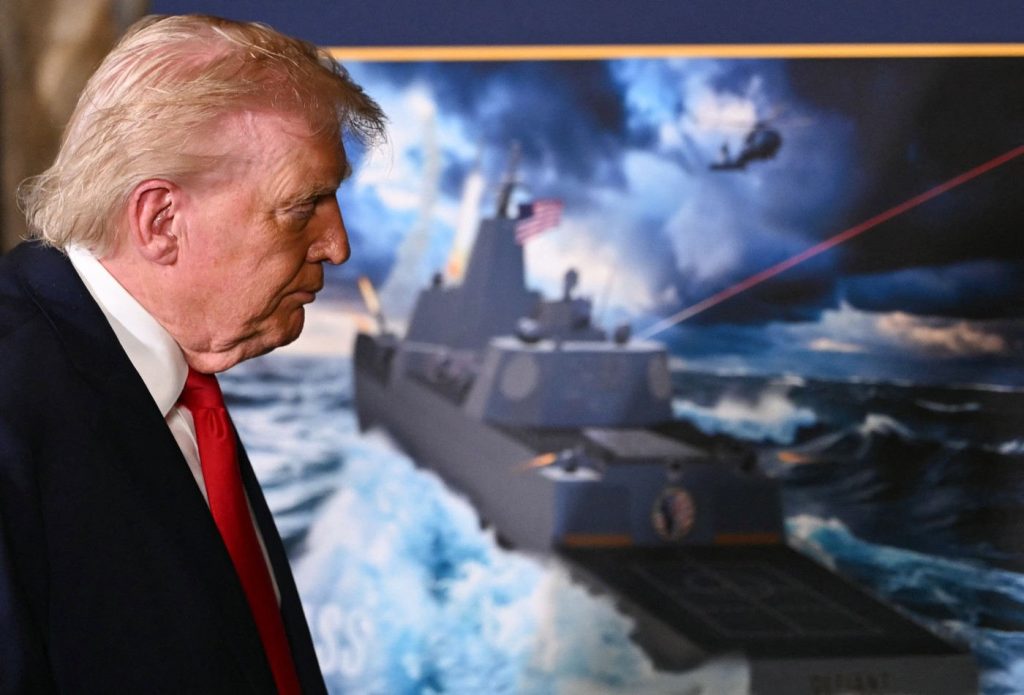 Demiterea secretarului Marinei SUA în plin război: legătura cu visul lui Trump