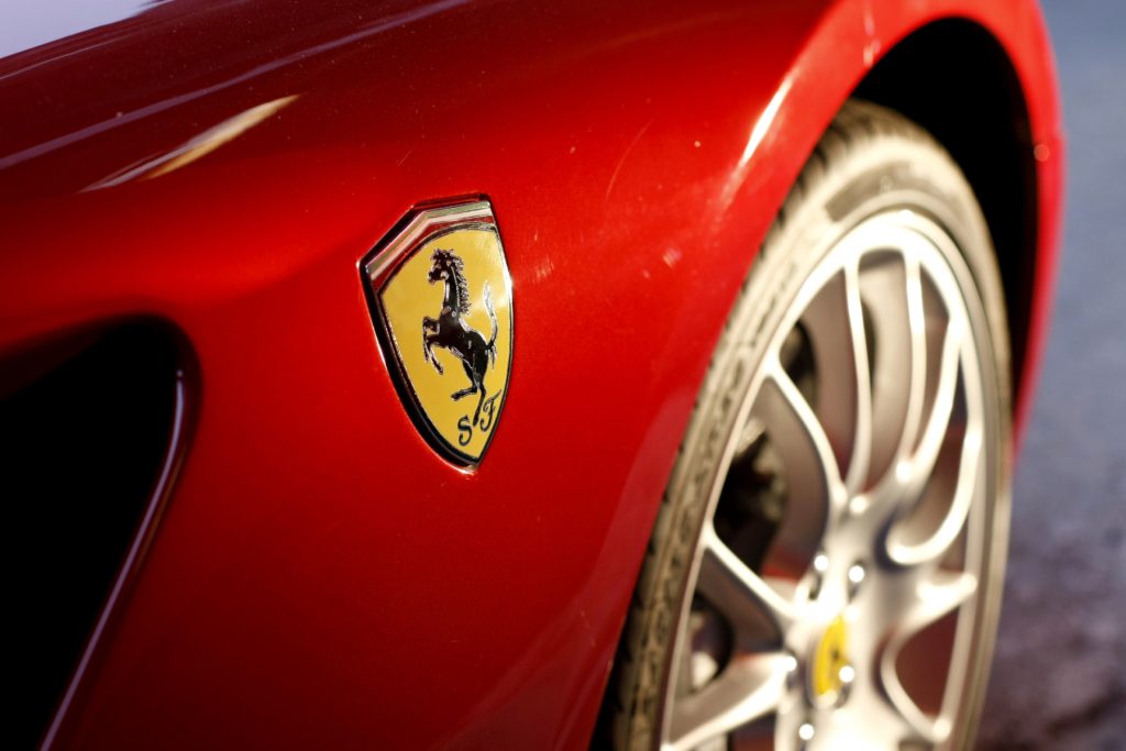 Ferrari electric debutează: prețul noului model, aproximativ 550.000 euro