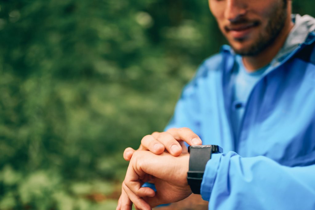 Înșelăciuni pe smartwatch: 6 moduri în care ne minte chiar și numărul de pași