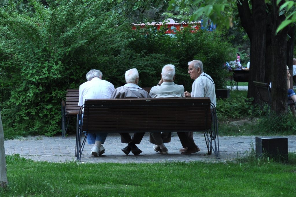 România îmbătrânește înainte de a se îmbogăți. Vârsta de pensionare trebuie să crească, avertizează economistul-șef al BERD