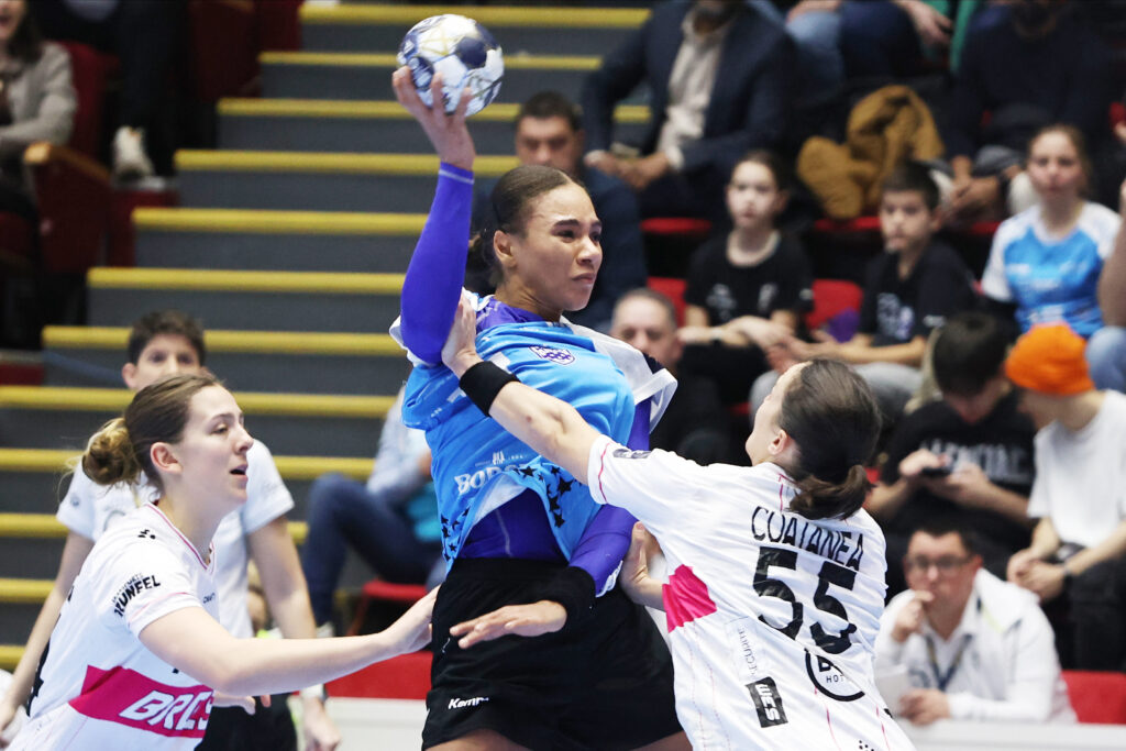 CSM București are trei handbaliste în echipa ideală a sferturilor Ligii Campionilor