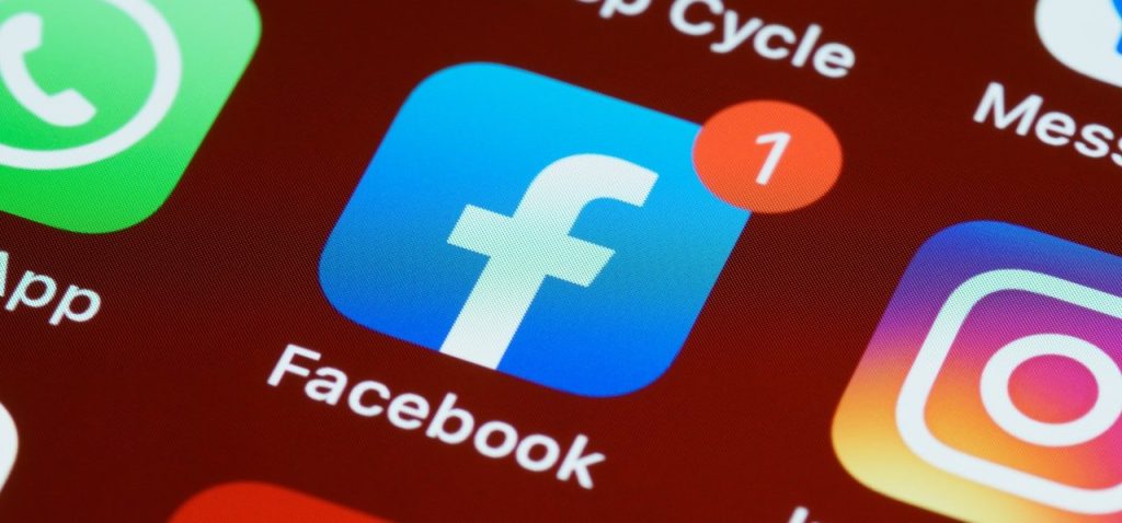 Meta concediază 10% din angajați pentru a finanța inteligența artificială