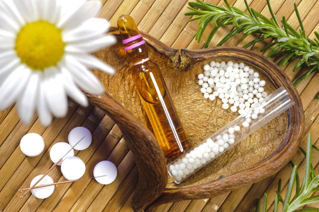 Homeopatia nu funcționează mai bine decât placebo, avertizează un raport spaniol