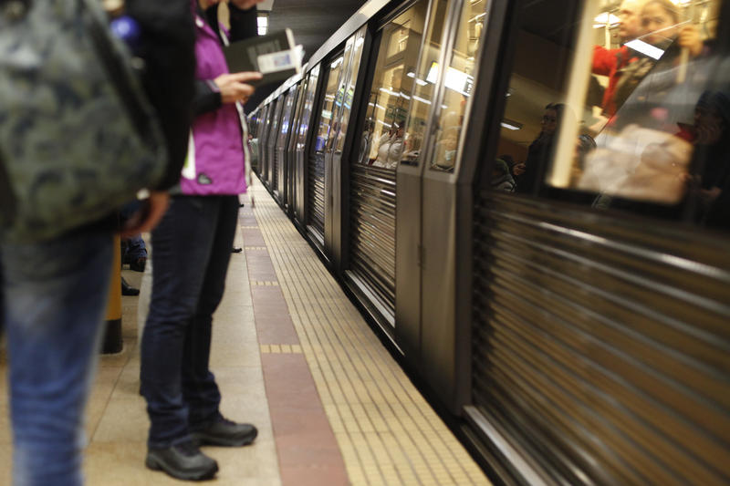 Tavan prăbușit la metrou: circulație blocată pe o magistrală