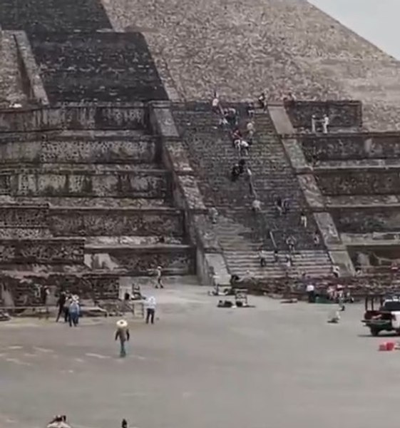Turistă împușcată mortal într-un atac armat la piramidele din Teotihuacán