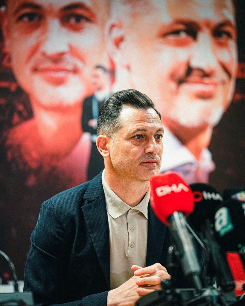 Mirel Rădoi, noul antrenor al Gaziantep FK, prezentat oficial