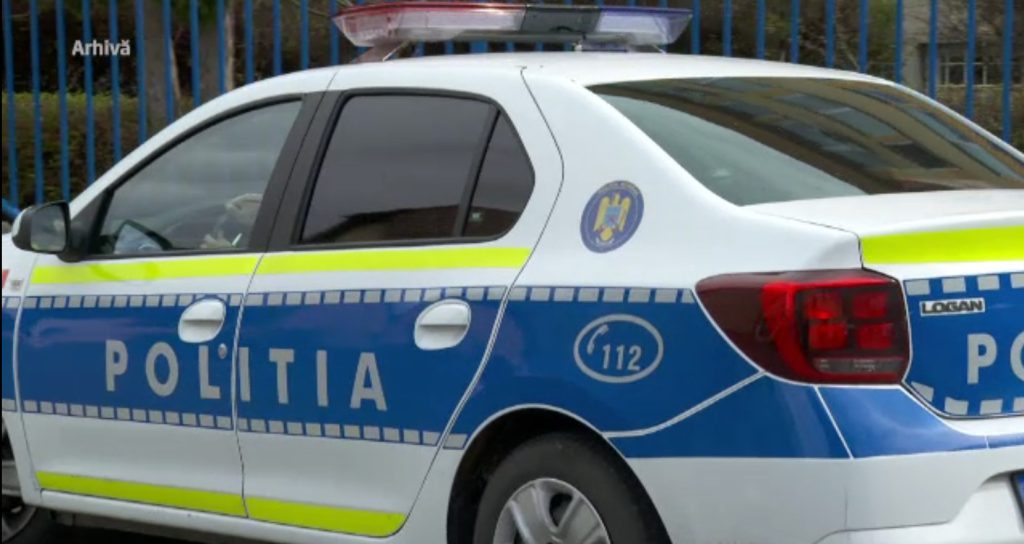 13 reținuți în cazul traficanților de droguri care vindeau elevilor prin dead drop