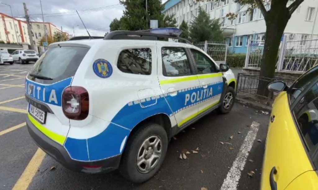 Timișoara: Patronul unei terase ilegale, amendat după blocarea Poliției Locale