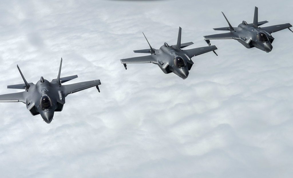 NATO vrea să-şi dezvolte capacităţi proprii de supraveghere aeriană