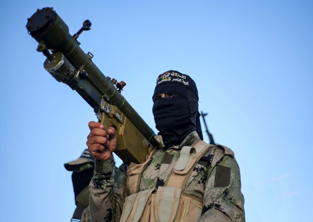 Israel: Hezbollahul va fi dezarmat prin forţă şi diplomaţie