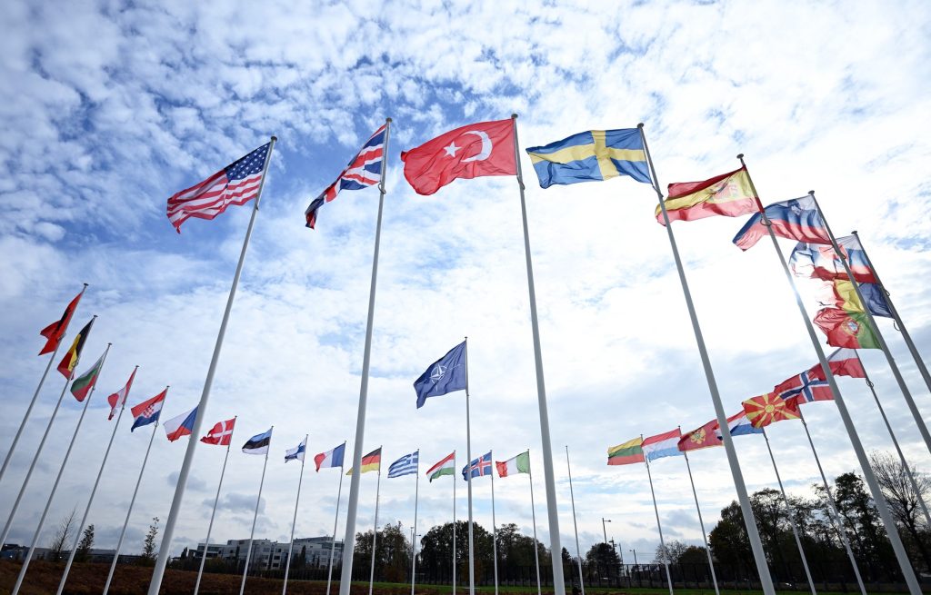 NATO avertizează: niciun stat membru nu poate fi exclus sau suspendat