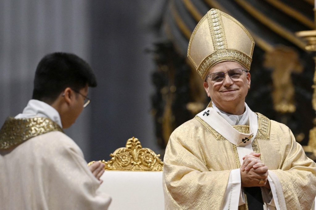 Papa Leon al XIV-lea exclude binecuvântări pentru cuplurile de acelaşi sex