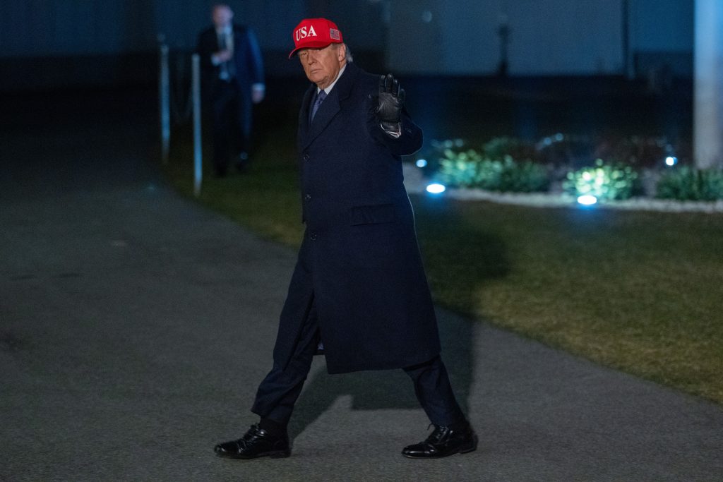 Sondaj SUA: Popularitatea lui Trump scade pe fondul tensiunilor cu Iran și Vatican