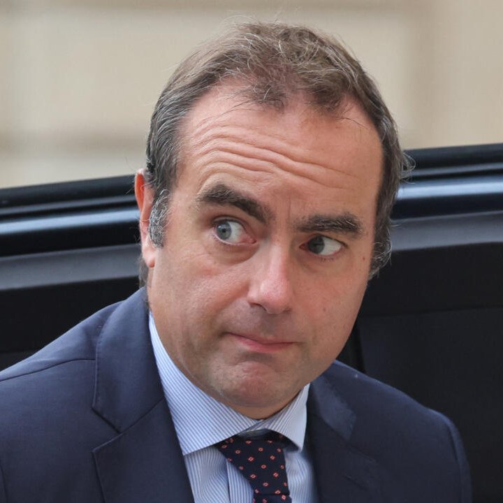 Miniștri francezi: milioane și diamante, dar și conturi în minus