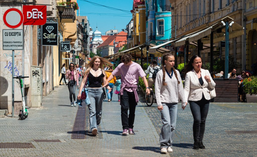 România, paradoxul antreprenoriatului: mulți tineri afaceriști, puțini angajați