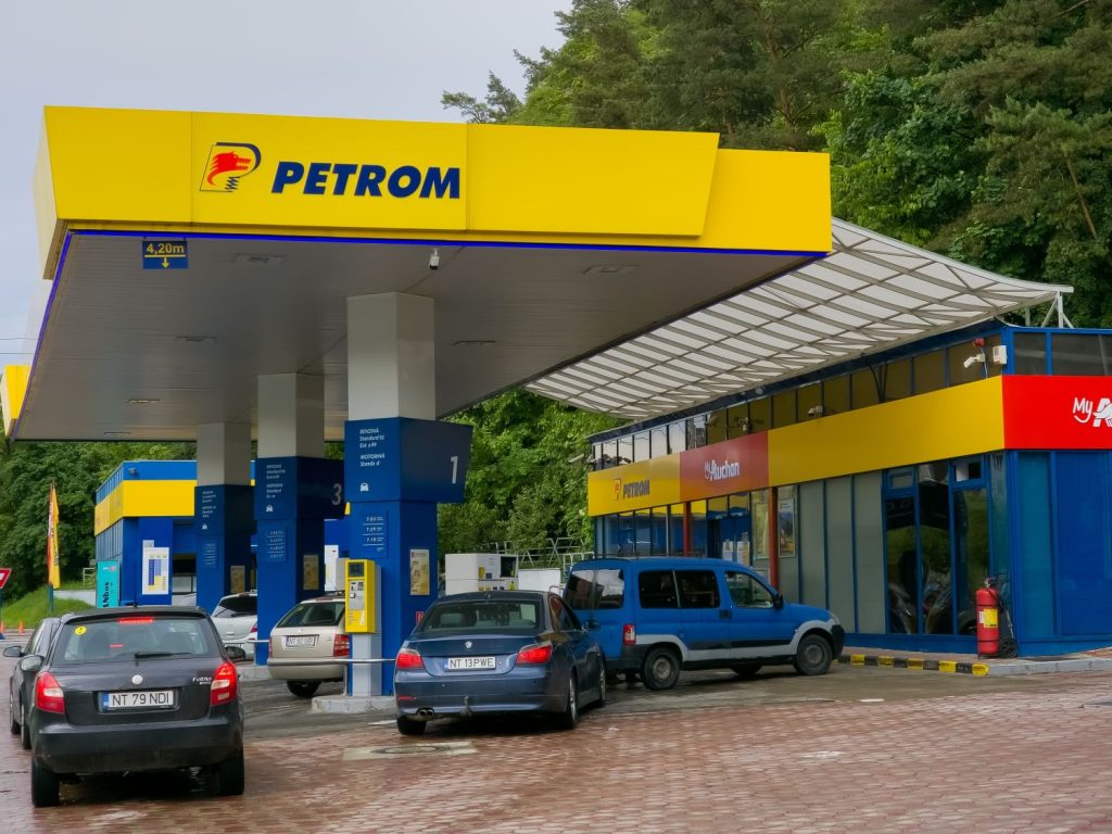 Lipsă de motorină la zeci de benzinării Petrom după scumpirea prețurilor