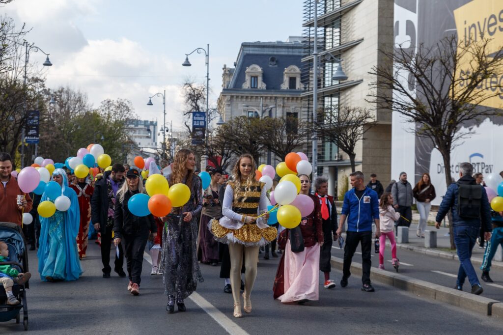 Străzi Deschise revin în Capitală: Calea Victoriei și Ion Brezoianu, pietonale