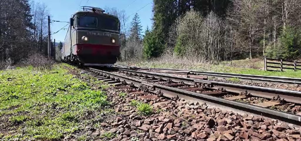 Copil de 11 ani grav rănit după electrocutare pe vagon în Buzău