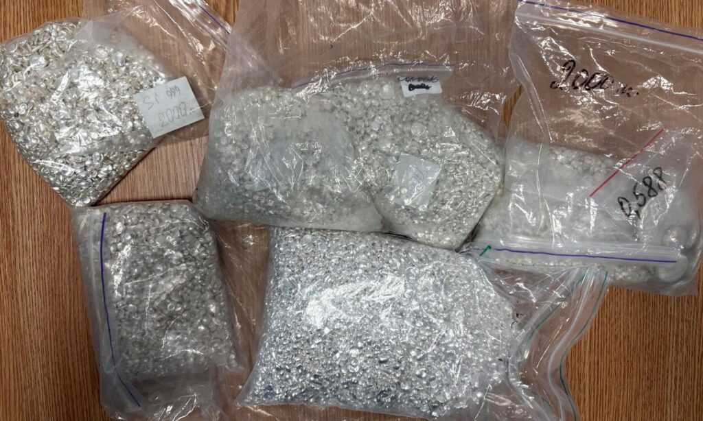 15 kg de argint confiscate la Halmeu: un ucrainean suspect de contrabandă