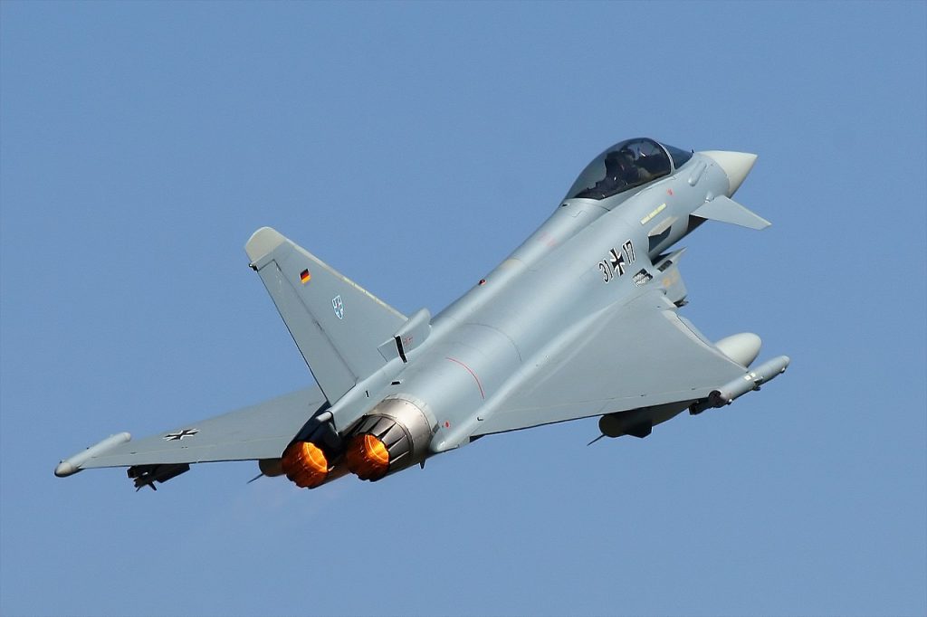 Avioane Eurofighter din Austria, mobilizate pentru interceptarea aeronavelor militare SUA