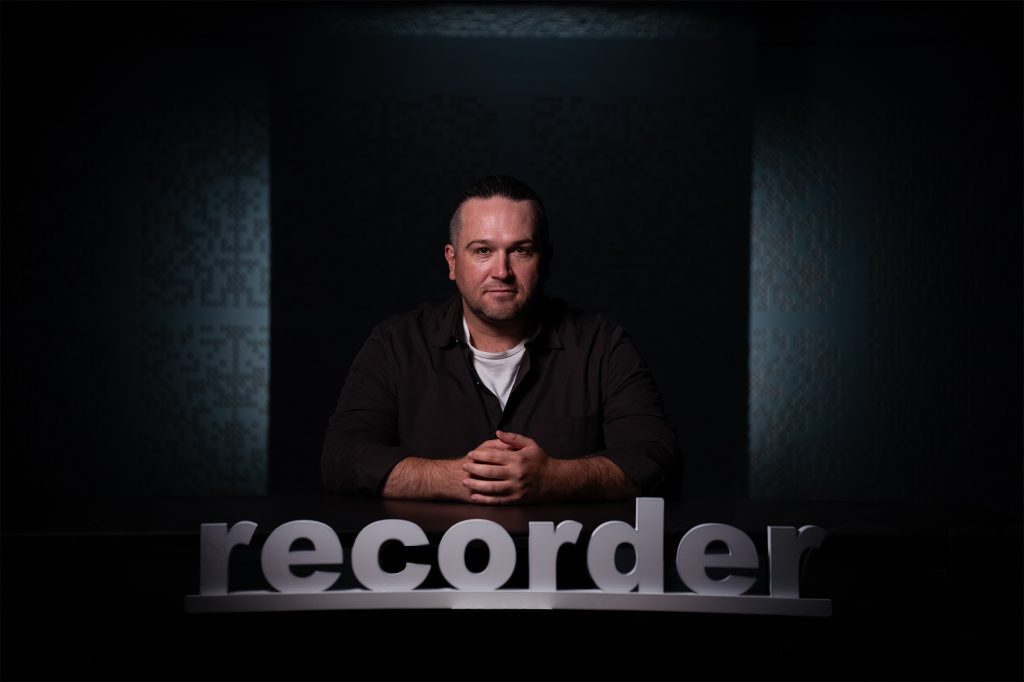 Jurnalistul cunoscut se alătură Recorder. Anunțul surpriză al publicației