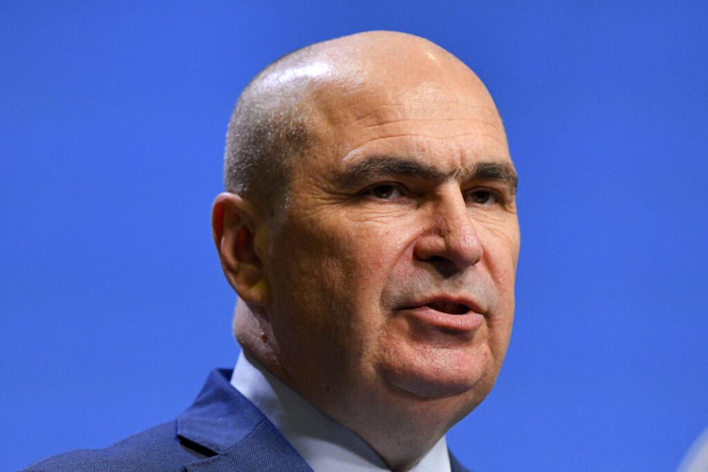 Bolojan, șansele de a rămâne președinte PNL după moțiune