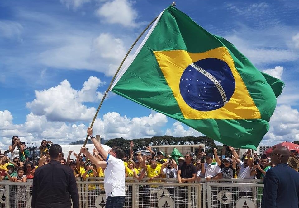 Scandal în Brazilia: Filmul care înfățișează eroic un Bolsonaro provoacă vâlvă