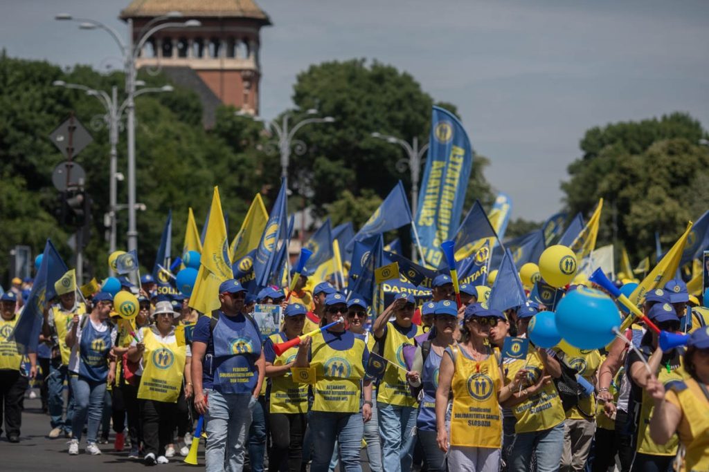 Proteste împotriva noii legi a salarizării: „Departe de angajamentele Guvernului