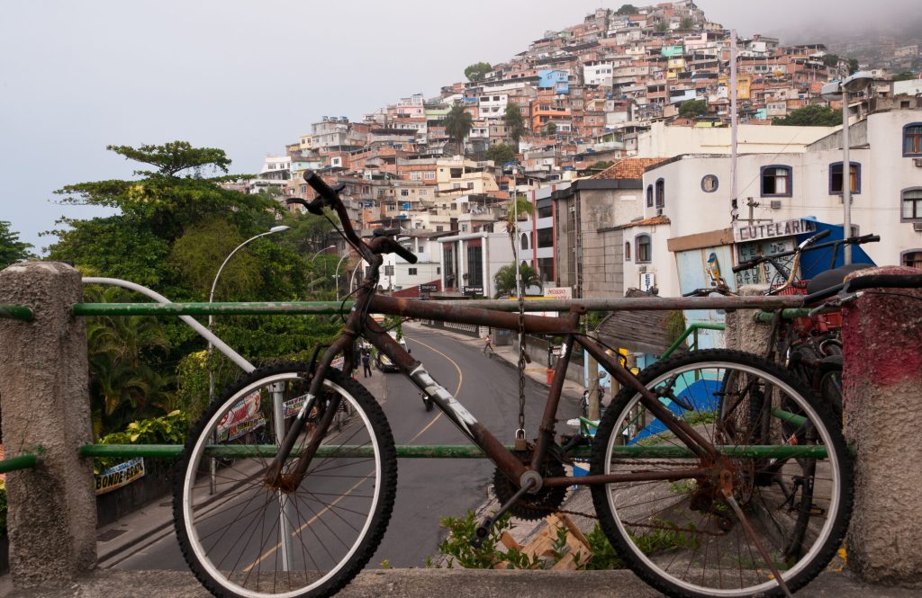 Favelas din Rio, de la zone interzise la atracții turistice globale