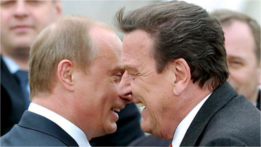 Berlin, diviziune pe fondul propunerilor lui Putin mediate de Schroder