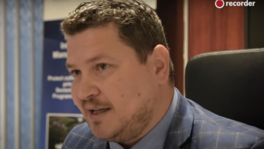 Animalul politic” de la Apele Române, condamnat: utilajele statului, pe terenul lui Costel Alexe