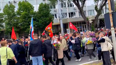 Marș proruș la Chișinău cu simboluri interzise, în ziua Zilei Europei