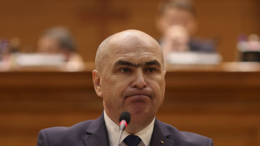 Bolojan lansează acuzații dure la PSD: „Ce-i cu plângerile lor, dacă locuiesc în penthouse-uri offshore?