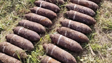 Descoperire șocantă în Iași: zeci de proiectile explozive într-o comună