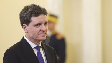 Nicușor Dan: Scăderea deficitului atinsă, perspective economice bune