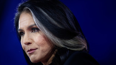 Tulsi Gabbard, șefa serviciilor de informații, demisionează: care e motivul?