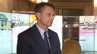 BNR intervine după scăderea istorică a leului din cauza crizei politice