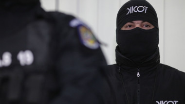 Bărbat prins pe A2 cu 11 kg de canabis în mașină, DIICOT: Droguri pentru litoral