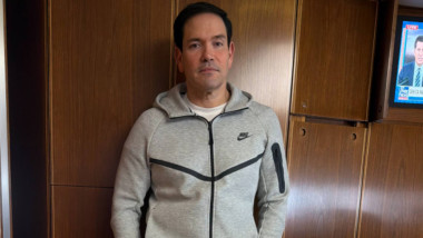 Marco Rubio, inspirat de stilul lui Maduro: treningul „Venezuela” al lui Nike