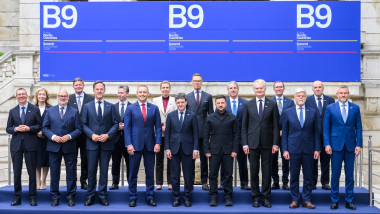 Liderii B9 se reunesc la București: „Un centru de gravitație al NATO