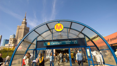Polonia vrea metrou și adăposturi antiaeriene în marile orașe